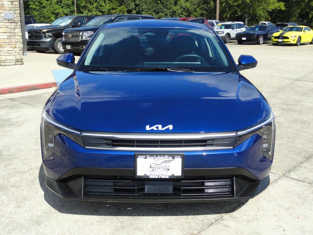 Photo 2 of this KIA K4