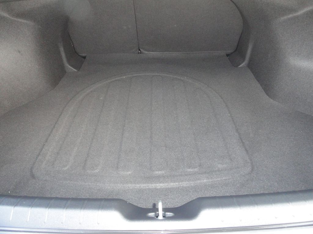 Photo 12 of this KIA K4