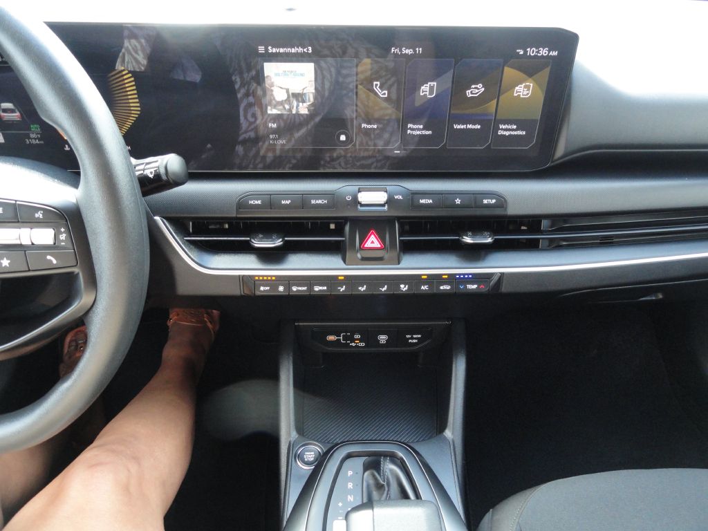 Photo 14 of this KIA K4