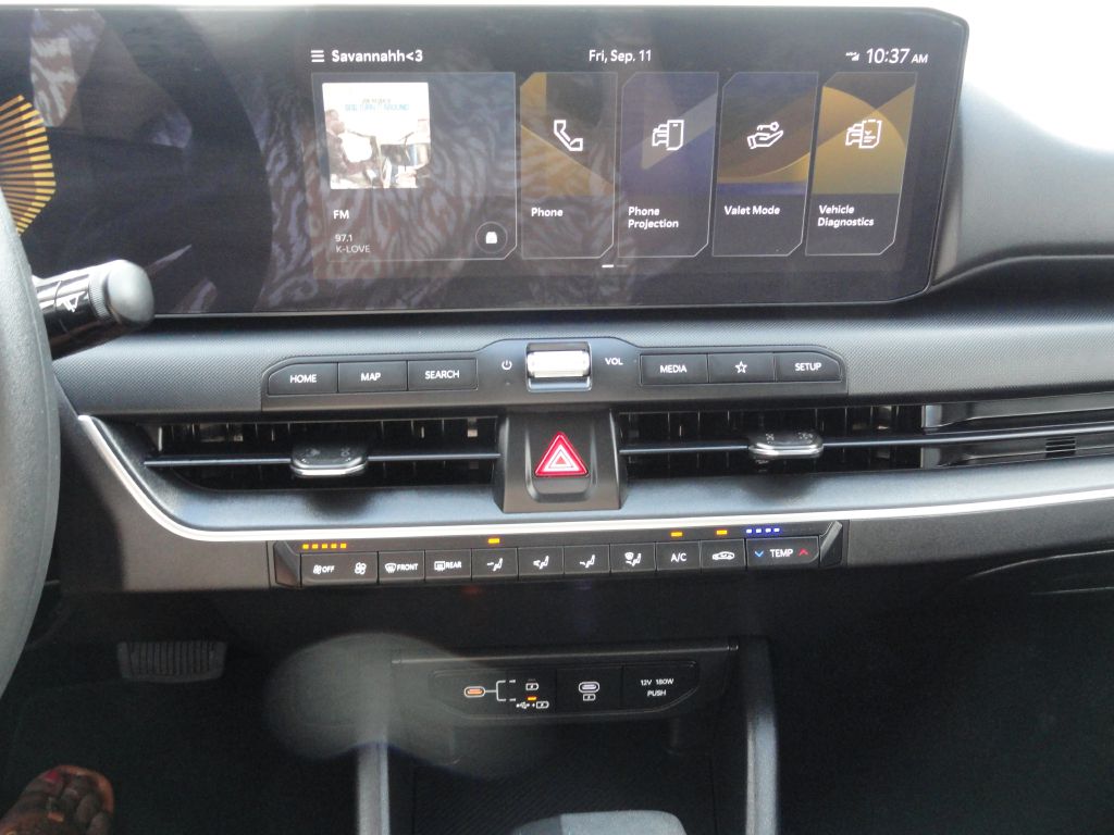Photo 15 of this KIA K4