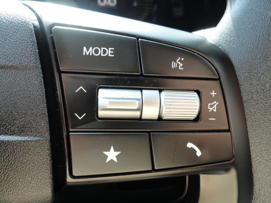 Photo 21 of this KIA K4