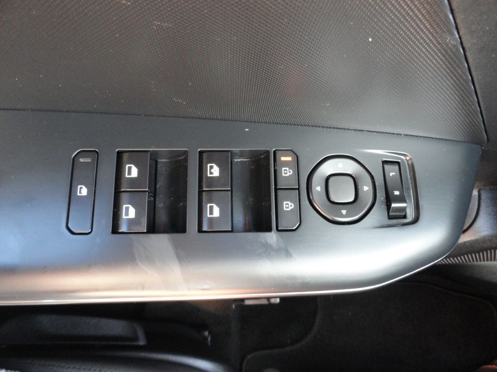 Photo 22 of this KIA K4