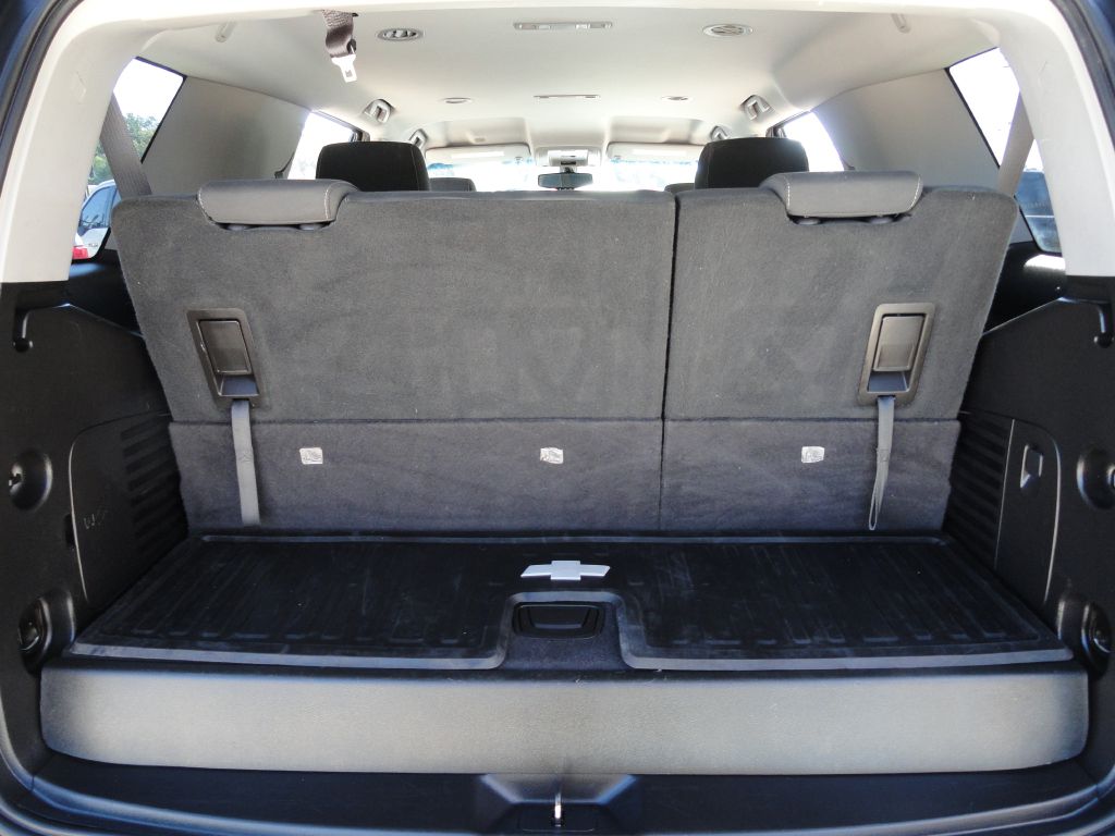 Photo 16 of this CHEVROLET TAHOE