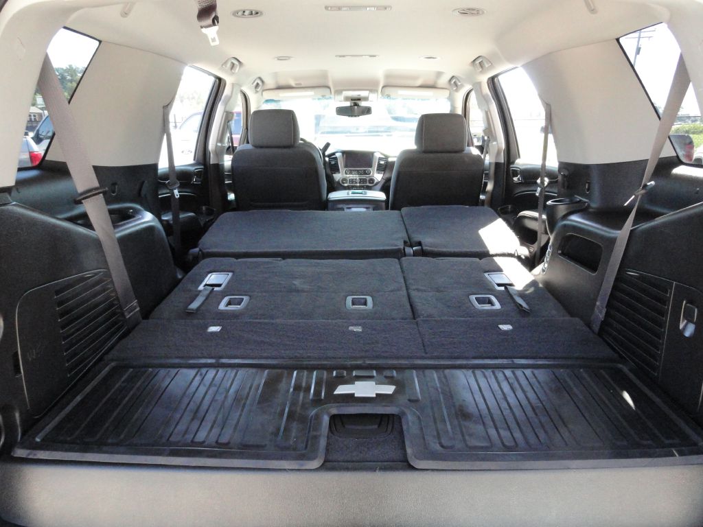 Photo 18 of this CHEVROLET TAHOE