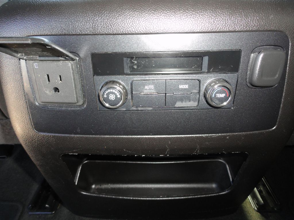 Photo 35 of this CHEVROLET TAHOE