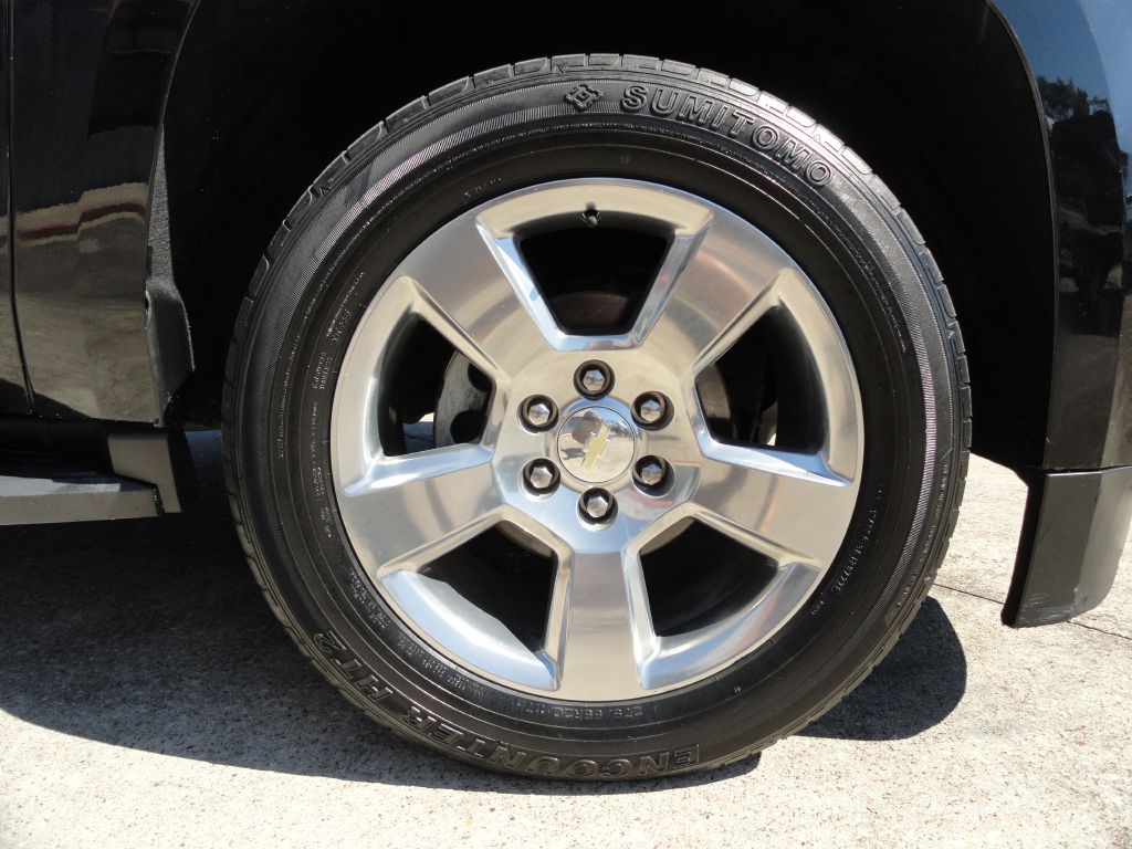 Photo 37 of this CHEVROLET TAHOE