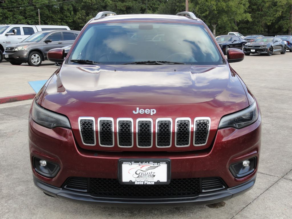 Photo 2 of this JEEP CHEROKEE