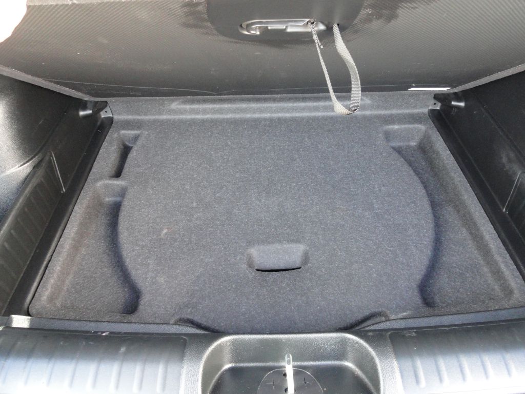Photo 14 of this JEEP CHEROKEE