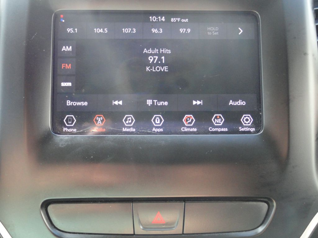 Photo 16 of this JEEP CHEROKEE