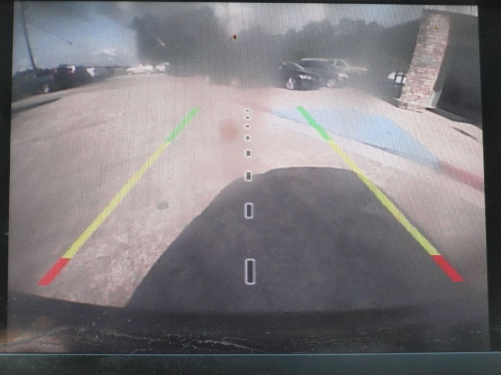 Photo 18 of this JEEP CHEROKEE