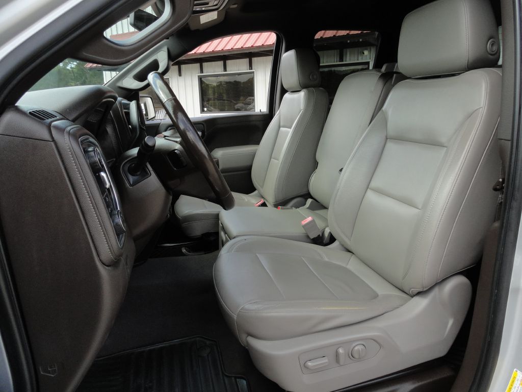 Photo 12 of this CHEVROLET SILVERADO 1500