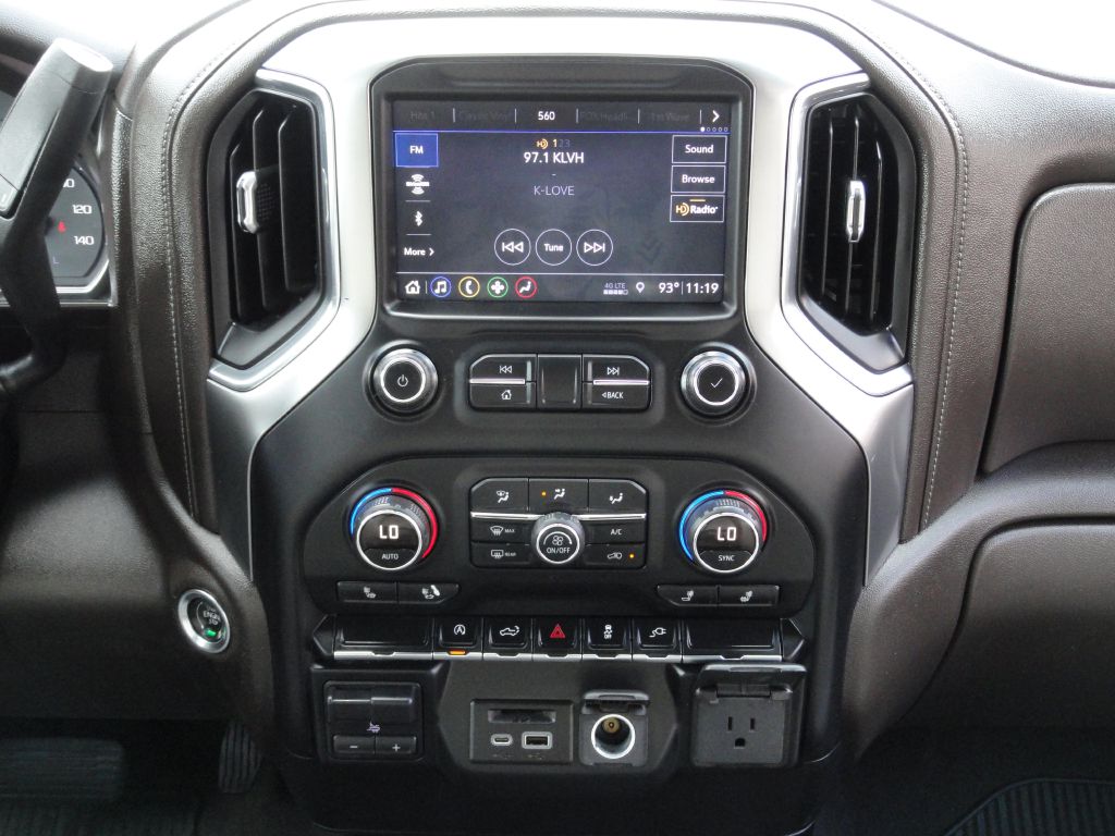 Photo 13 of this CHEVROLET SILVERADO 1500