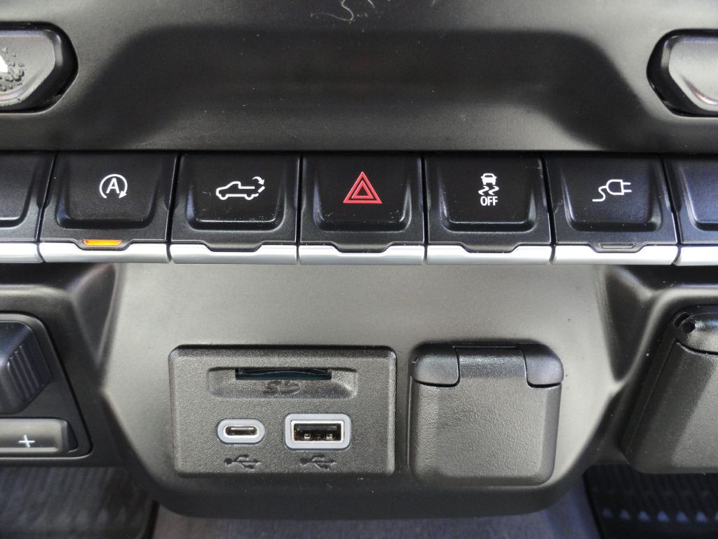 Photo 17 of this CHEVROLET SILVERADO 1500