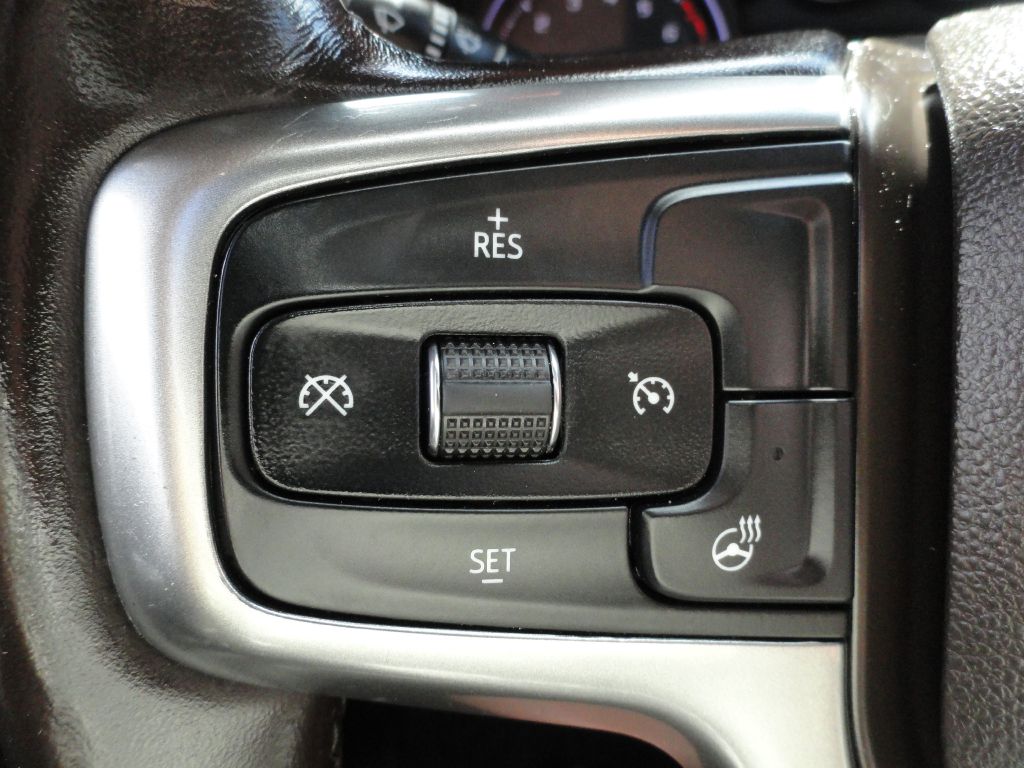 Photo 24 of this CHEVROLET SILVERADO 1500