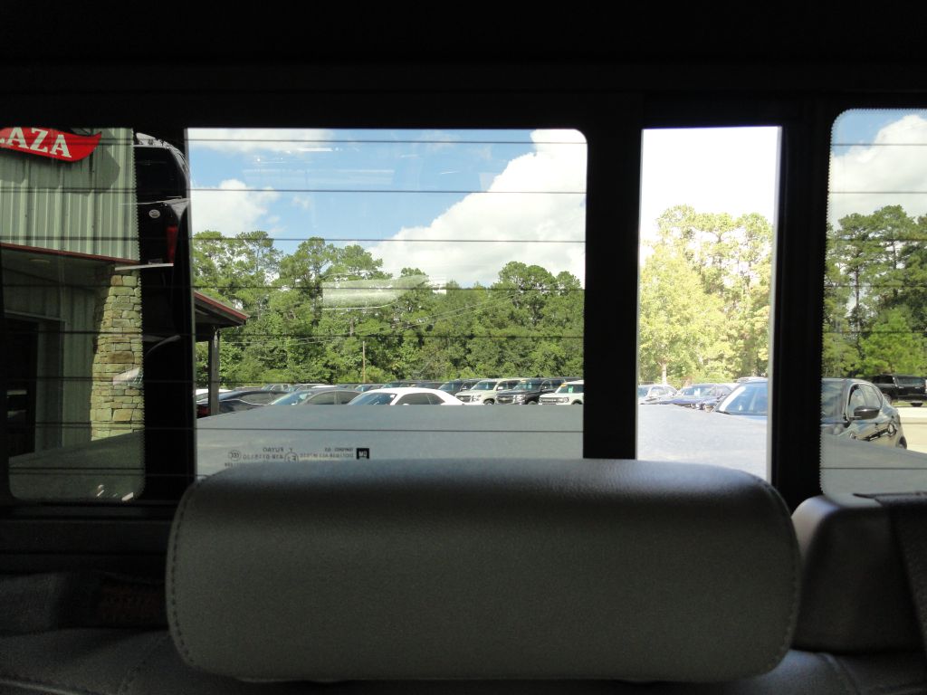 Photo 30 of this CHEVROLET SILVERADO 1500