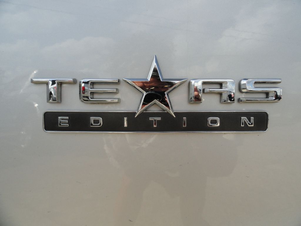 Photo 40 of this CHEVROLET SILVERADO 1500