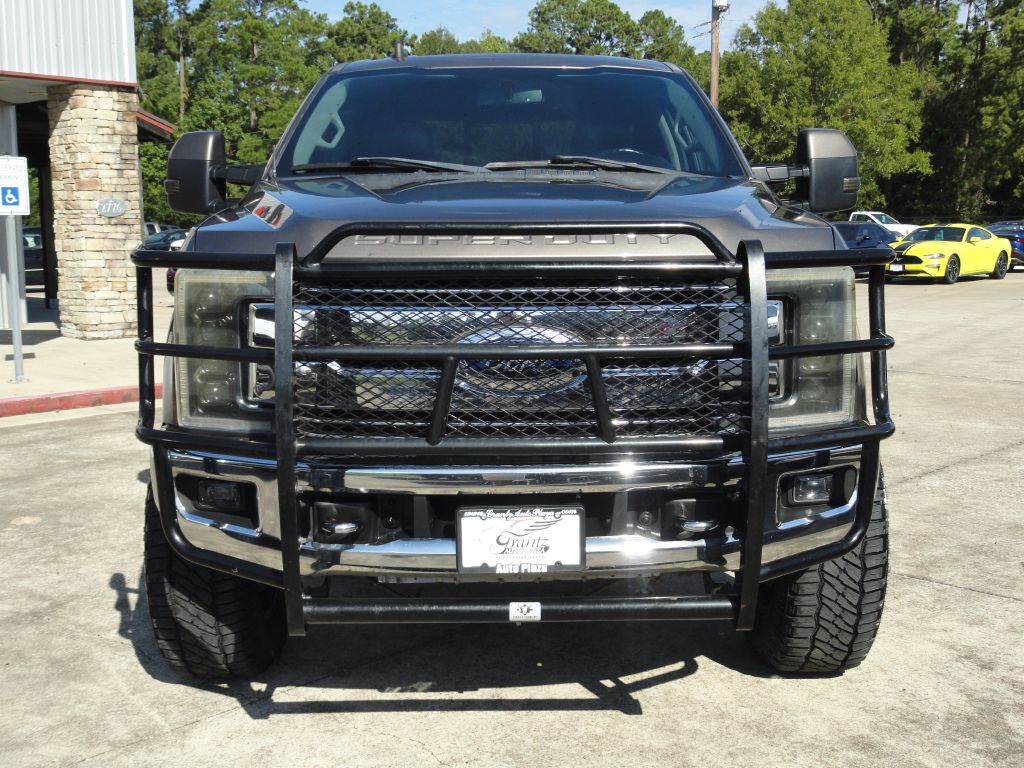 Photo 2 of this FORD F250