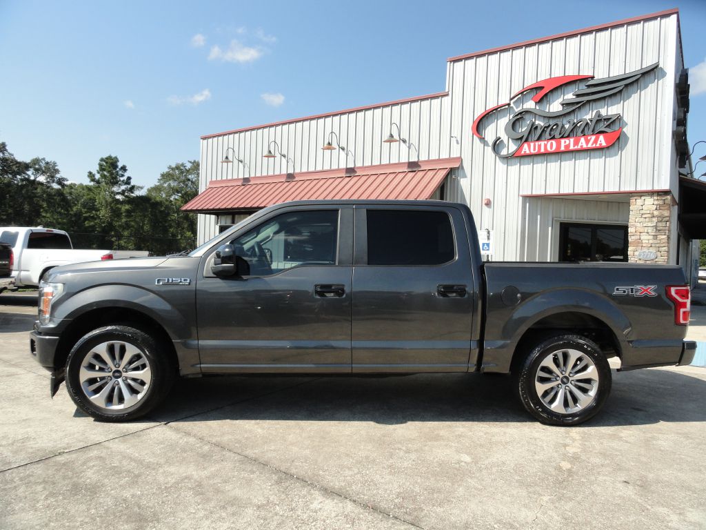 Photo 3 of this FORD F150