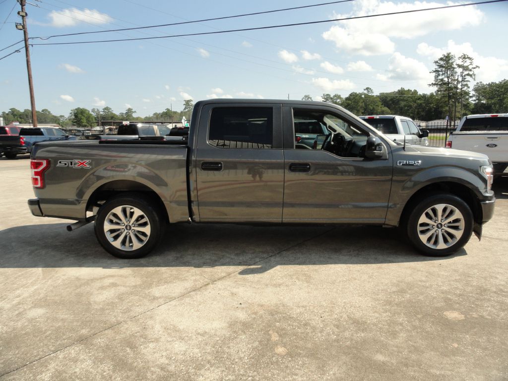 Photo 5 of this FORD F150