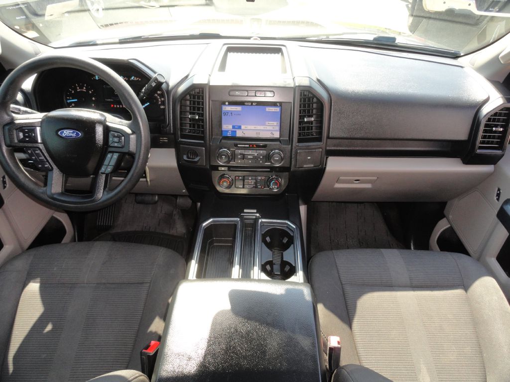 Photo 6 of this FORD F150