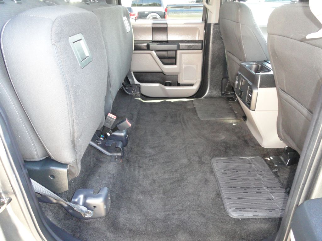 Photo 8 of this FORD F150