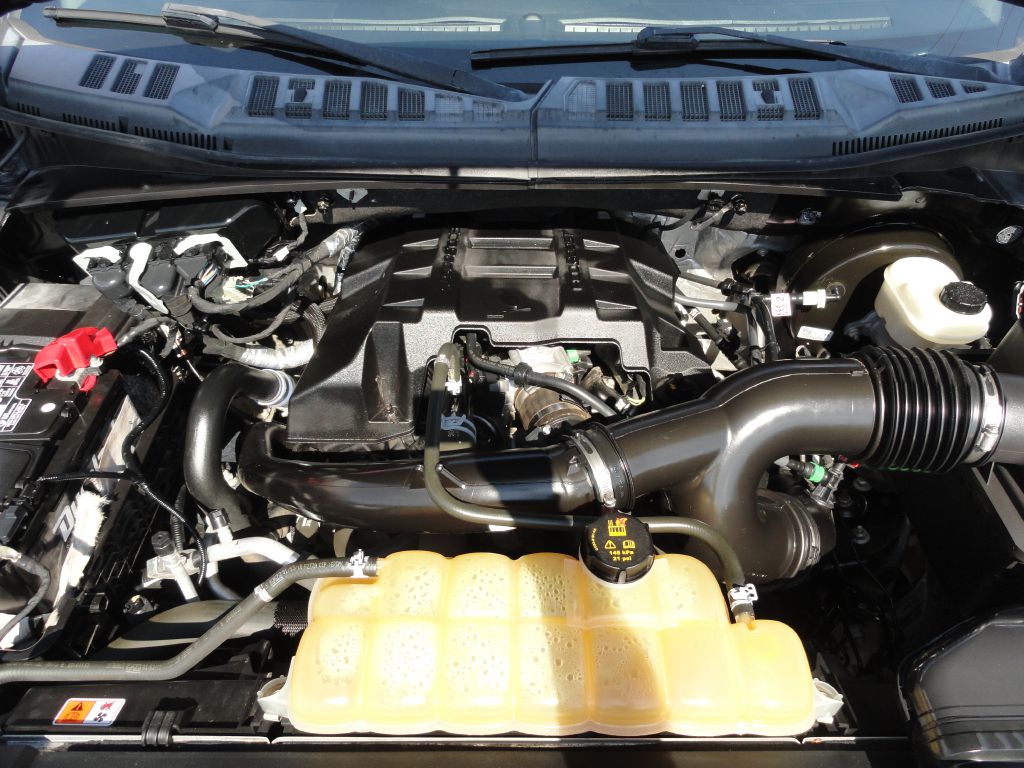 Photo 28 of this FORD F150
