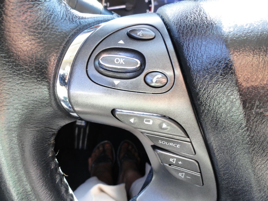 Photo 23 of this NISSAN MURANO