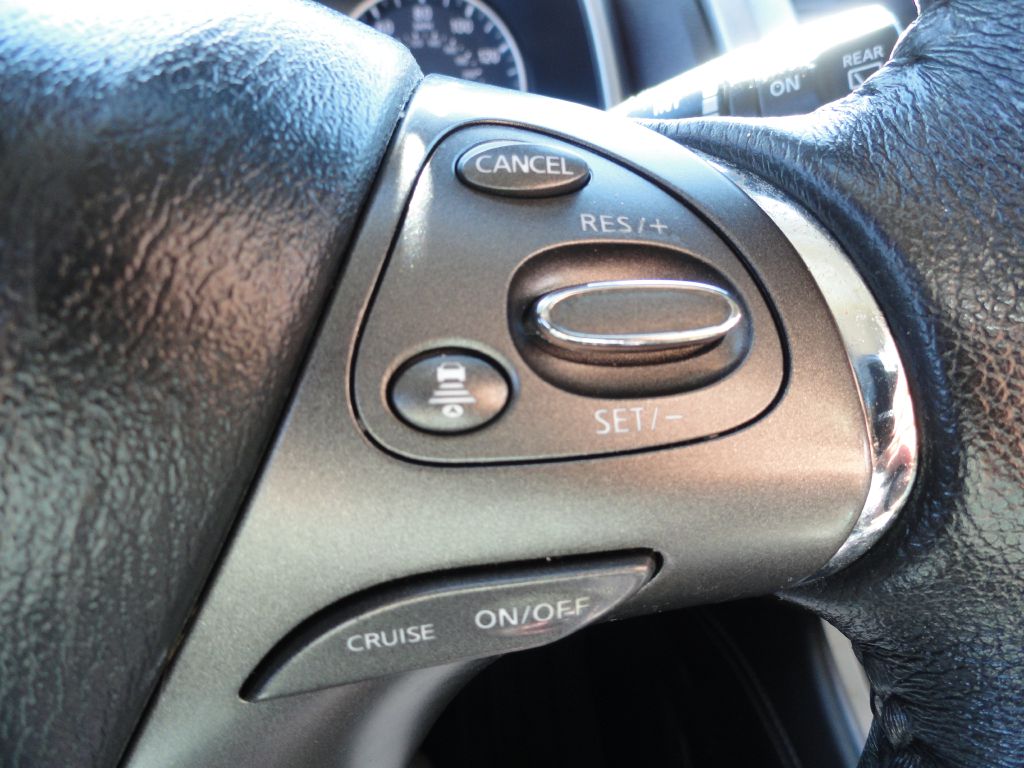 Photo 24 of this NISSAN MURANO