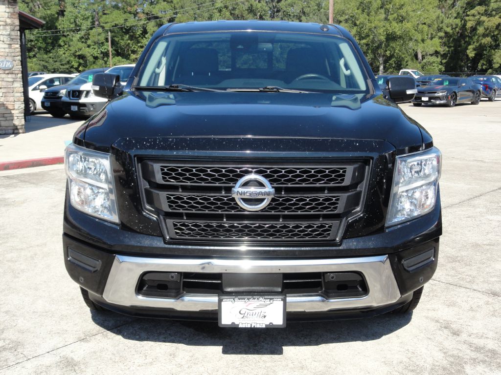 Photo 2 of this NISSAN TITAN