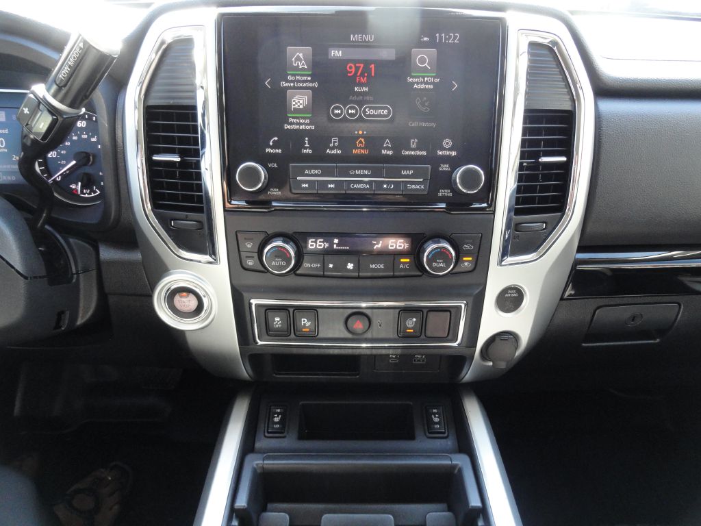 Photo 13 of this NISSAN TITAN