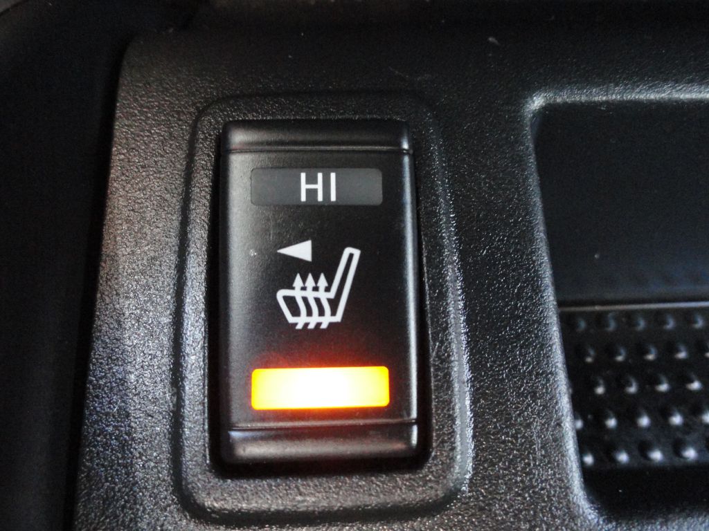 Photo 18 of this NISSAN TITAN