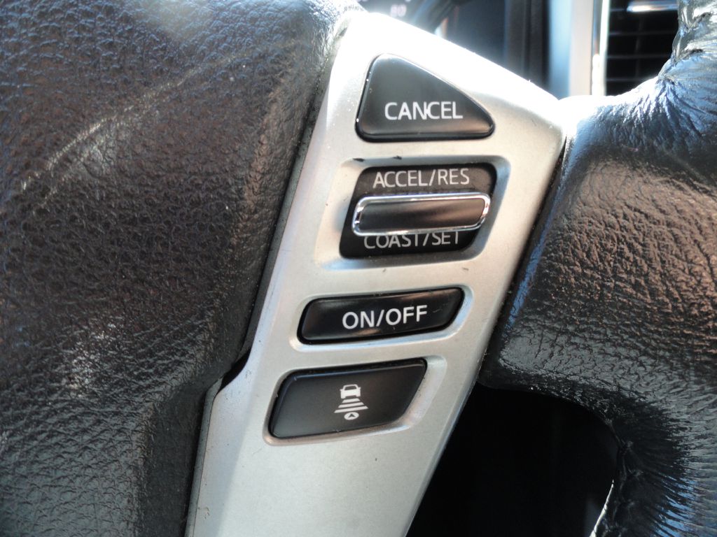 Photo 22 of this NISSAN TITAN