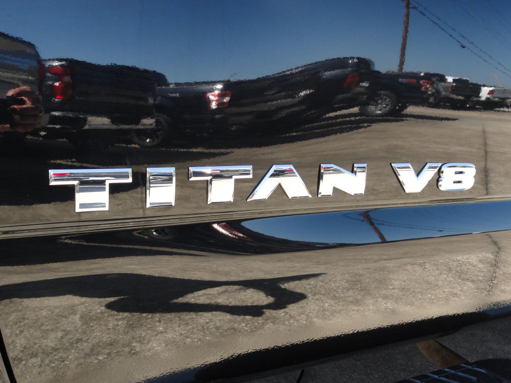 Photo 35 of this NISSAN TITAN