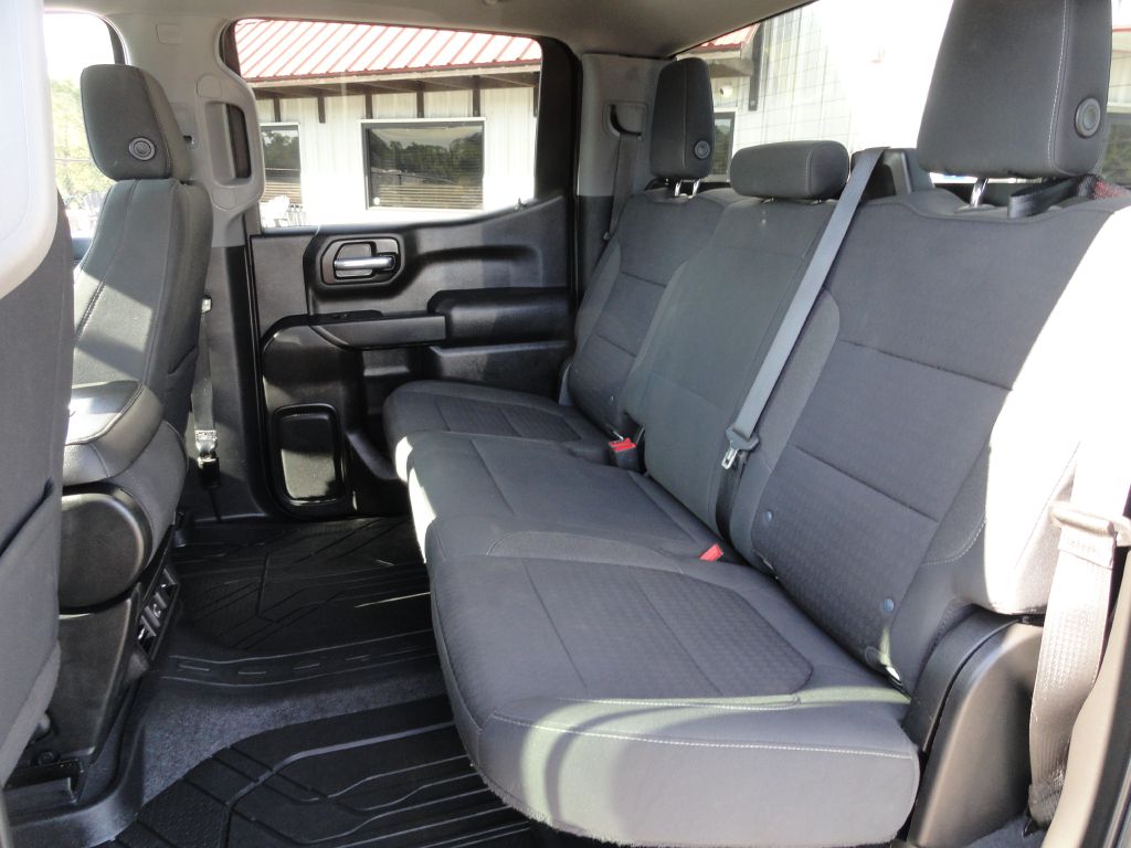 Photo 10 of this CHEVROLET SILVERADO LTD 1