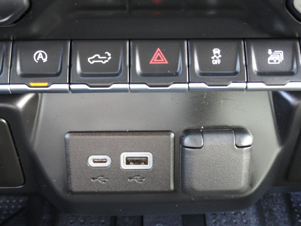 Photo 23 of this CHEVROLET SILVERADO LTD 1