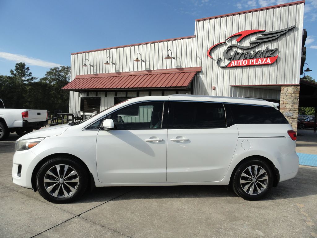 Photo 3 of this KIA SEDONA