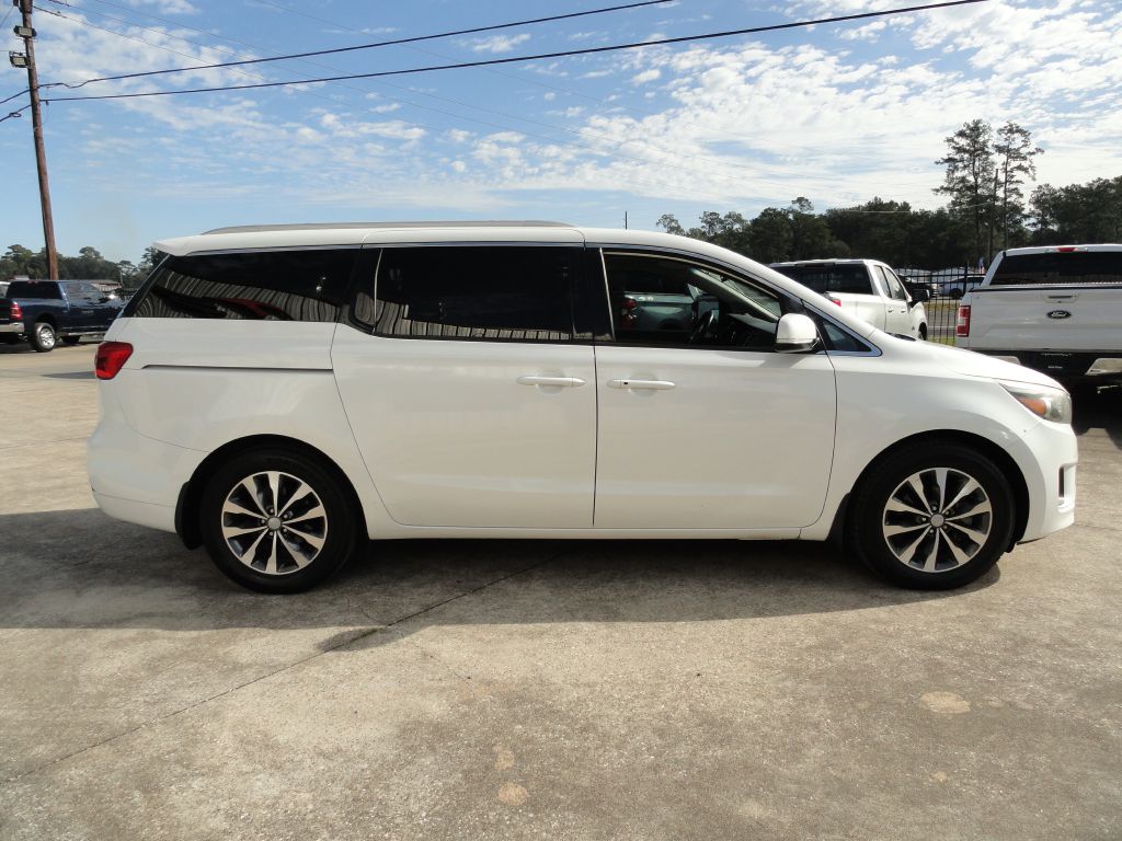 Photo 5 of this KIA SEDONA