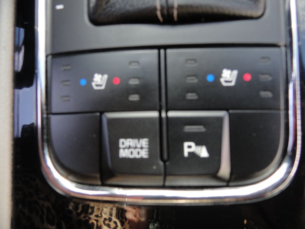 Photo 27 of this KIA SEDONA
