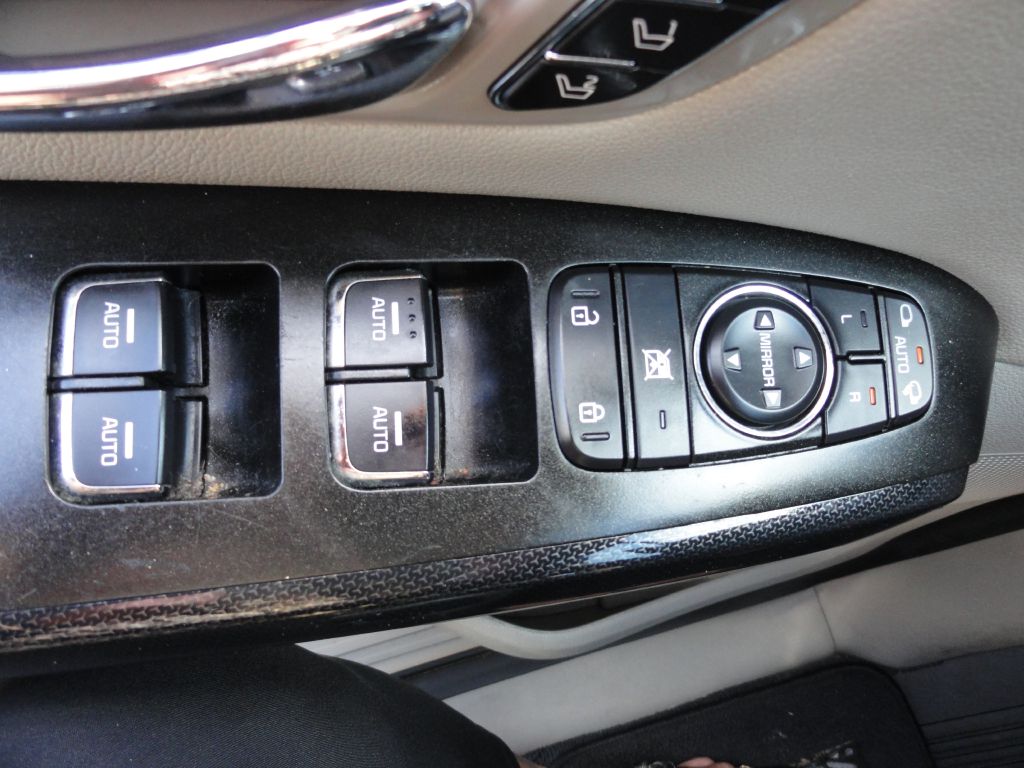 Photo 38 of this KIA SEDONA