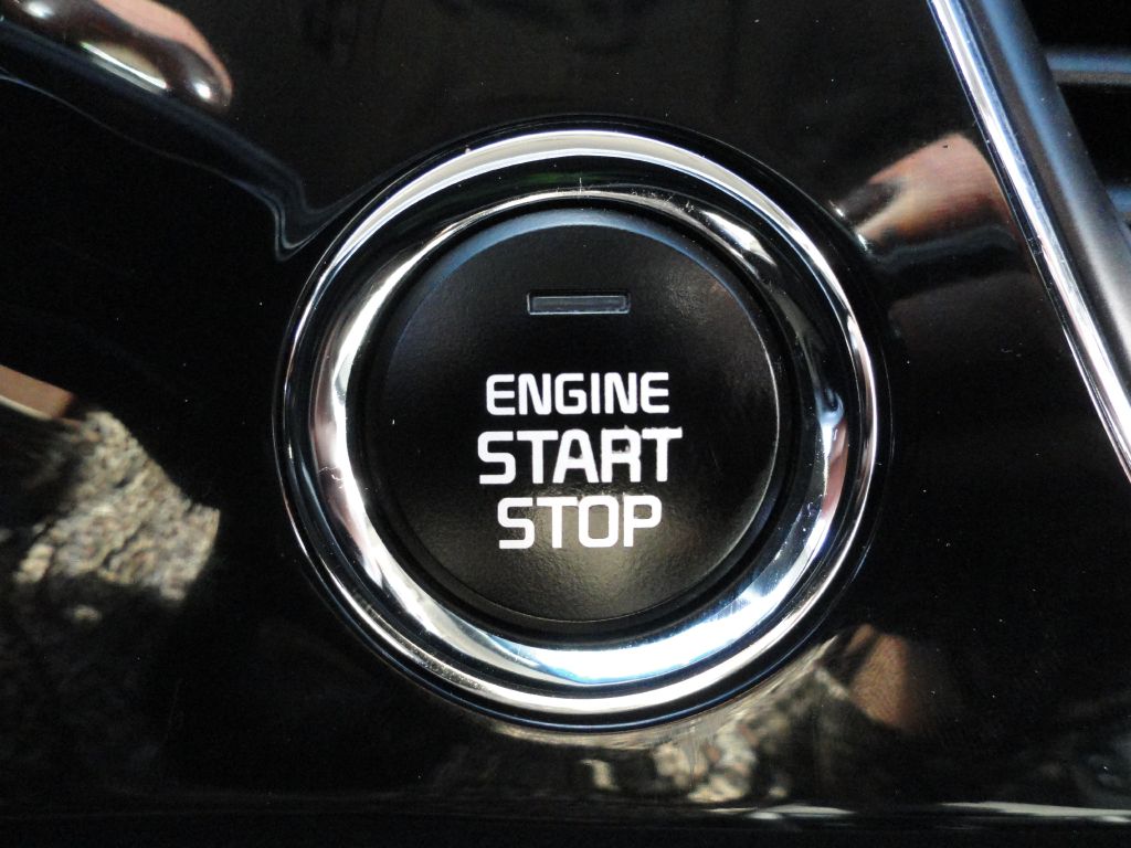 Photo 40 of this KIA SEDONA