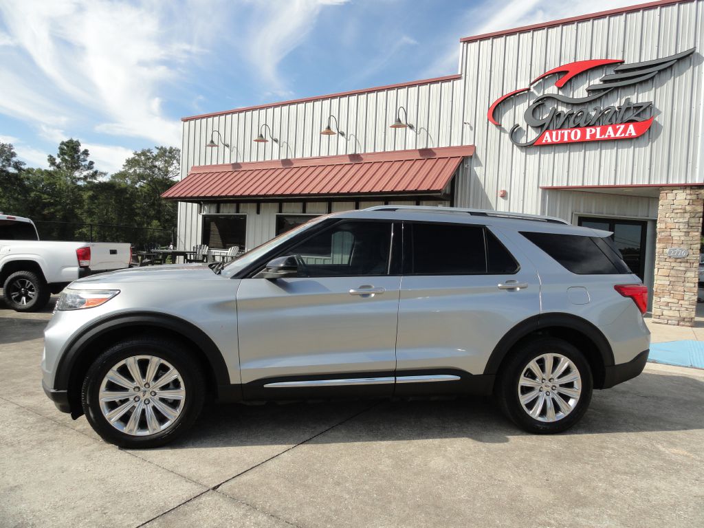 Photo 3 of this FORD EXPLORER