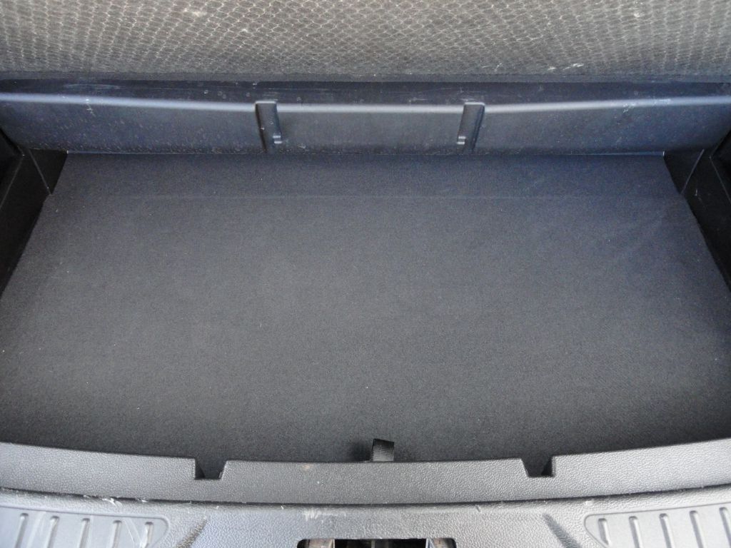 Photo 20 of this FORD EXPLORER