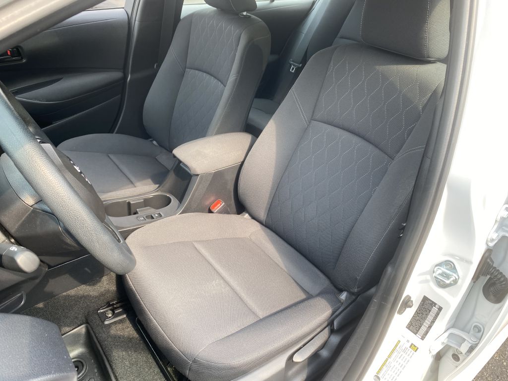 Photo 9 of this TOYOTA COROLLA
