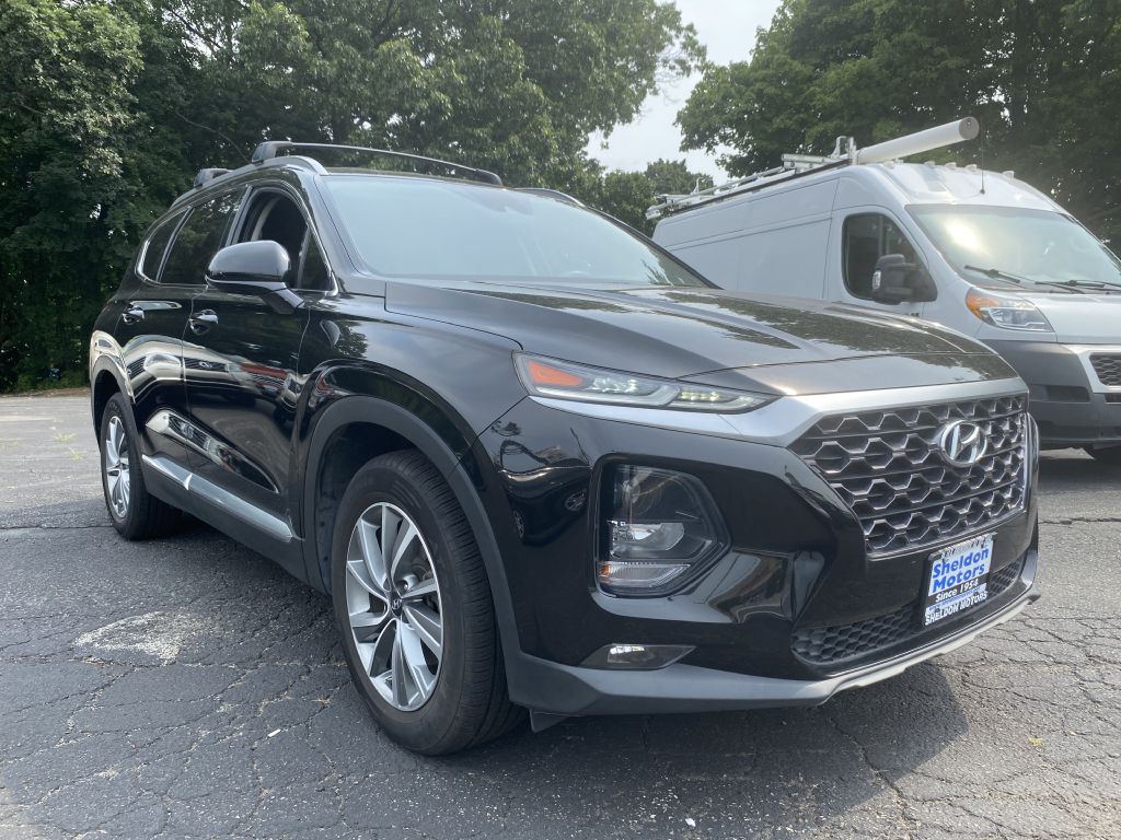 Photo 2 of this HYUNDAI SANTA FE