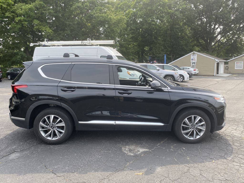 Photo 7 of this HYUNDAI SANTA FE