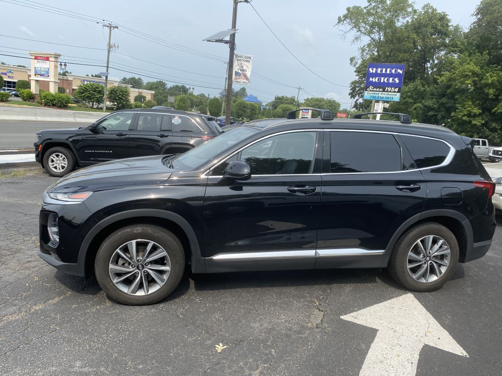Photo 8 of this HYUNDAI SANTA FE