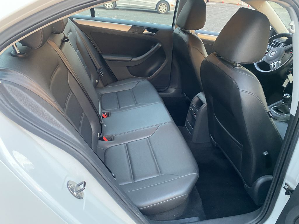 VOLKSWAGEN JETTA  SE 2014 VOLKSWAGEN JETTA  SE 3VWB17AJ6EM441025