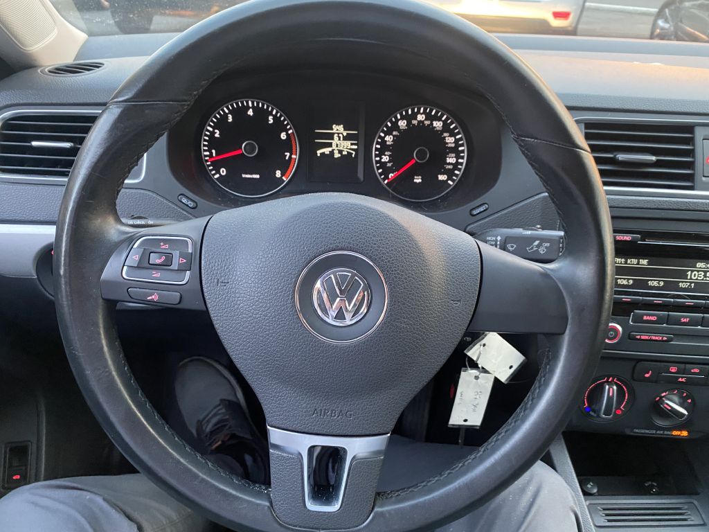 VOLKSWAGEN JETTA  SE 2014 VOLKSWAGEN JETTA  SE 3VWB17AJ6EM441025
