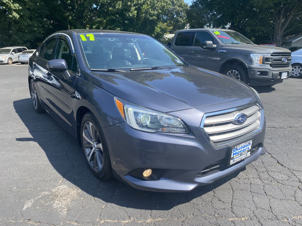 Photo 2 of this SUBARU LEGACY LTD AWD
