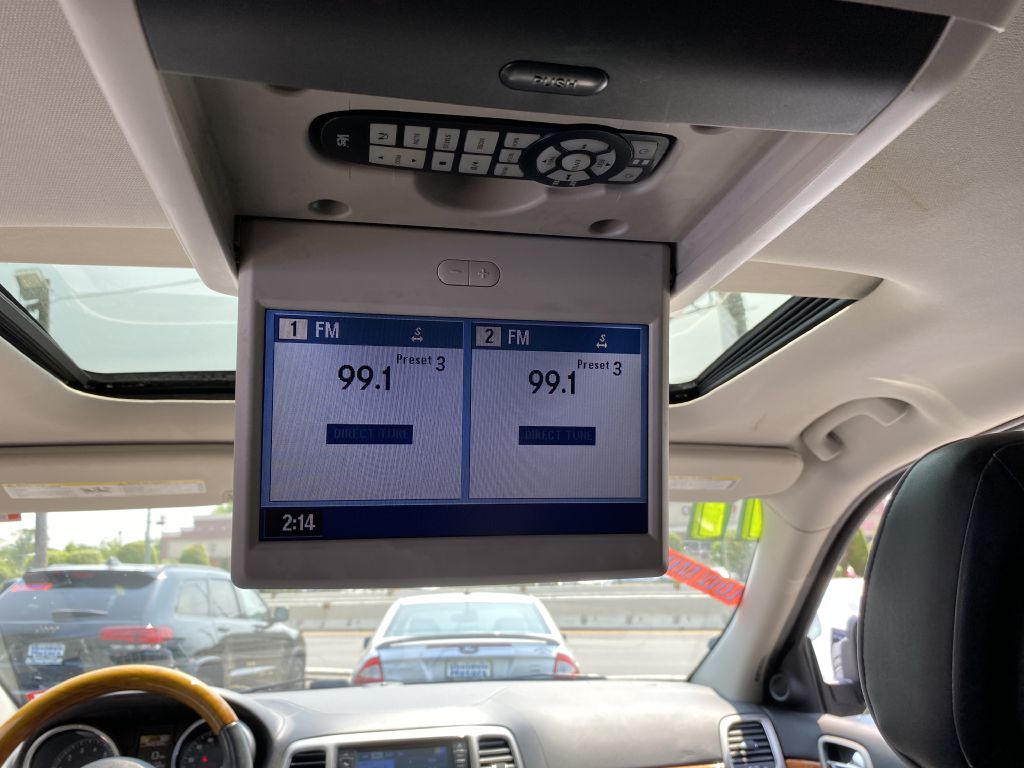 JEEP GRAND CHEROKEE 2011 JEEP GRAND CHEROKEE 1J4RR6GT4BC564939